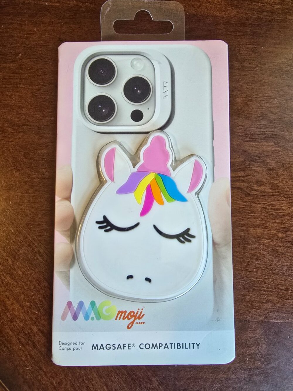 LAUT MAGMOJI Badge MagSafe Compatibility Phone Accessory Unicorn Brand New